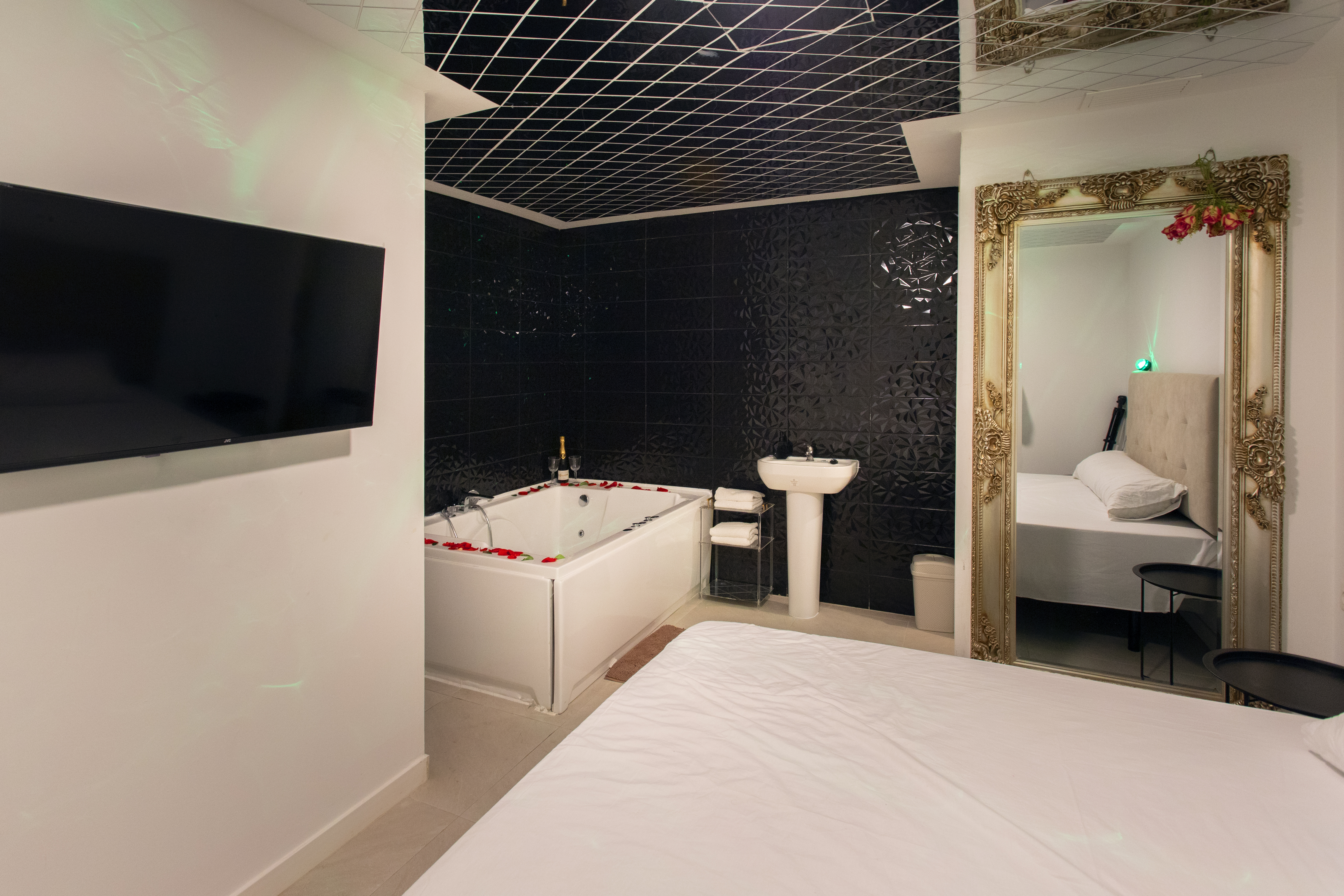 Moonlight Suite
